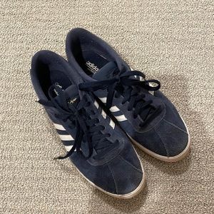 Adidas tennis shoes